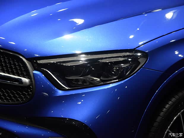 北京奔驰 奔驰GLC 2023款 GLC 300 L 4MATIC 基本型