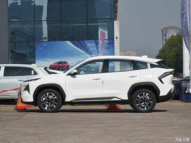 吉利汽车 银河L7 2023款 1.5T 55km PRO 吉利汽车 银河L7 2023款 1.5T 55km PRO