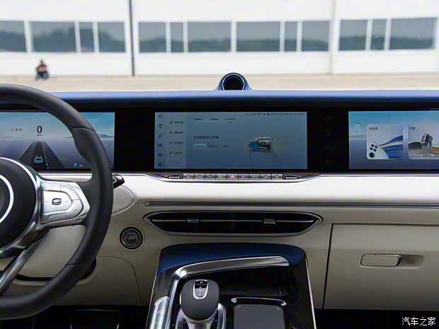 岚图汽车 岚图FREE 2021款 四驱增程版尊享包 岚图汽车 岚图FREE 2021款 四驱增程版尊享包