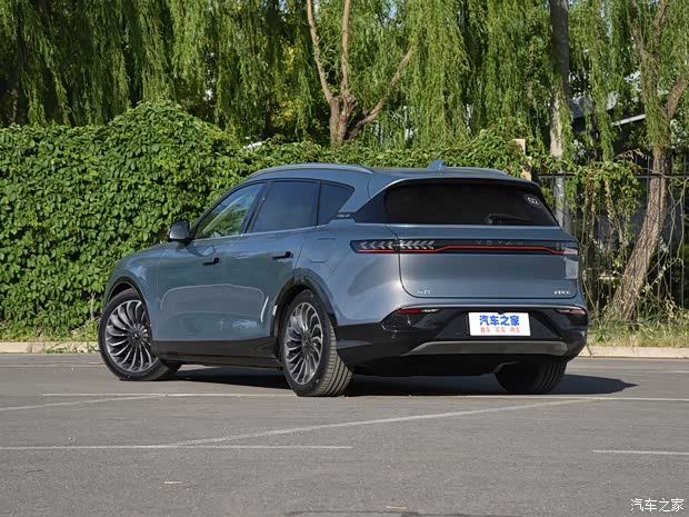 岚图汽车 岚图FREE 2021款 四驱增程版尊享包 岚图汽车 岚图FREE 2021款 四驱增程版尊享包