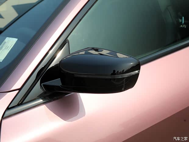 寶馬(進(jìn)口) 寶馬4系 2022款 430i 天鵝絨蘭花紫特別版