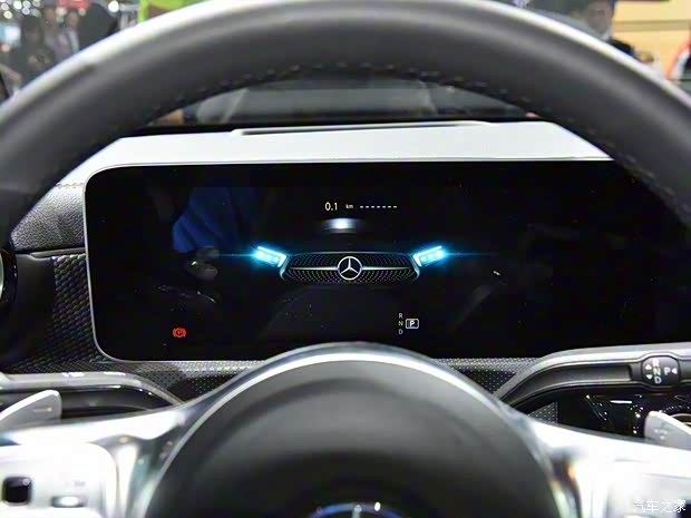 北京奔驰 奔驰A级 2018款 A 200 L 运动轿车