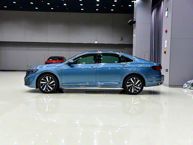 上汽大众 帕萨特 2022款 基本型