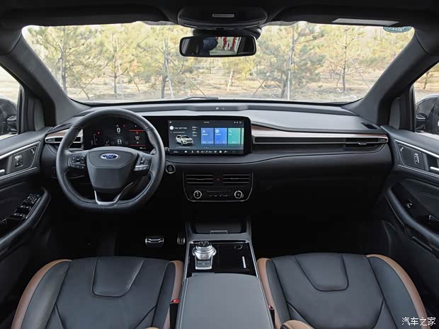 长安福特 锐界 2021款 PLUS EcoBoost 245 四驱尊锐型 7座