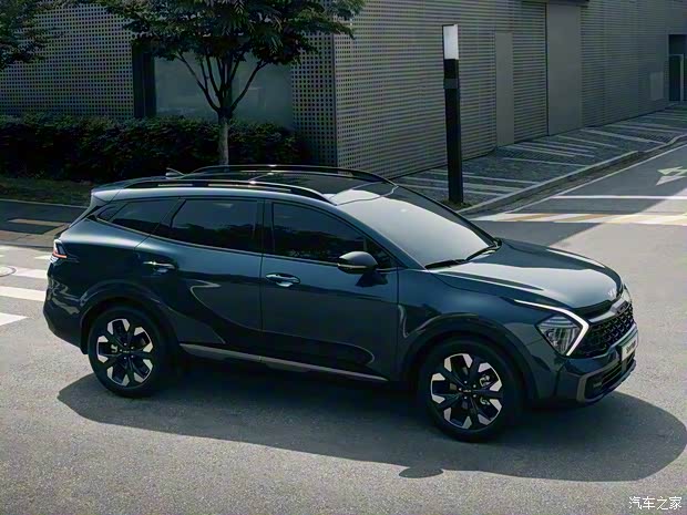 起亚(进口) SPORTAGE 2022款 基本型