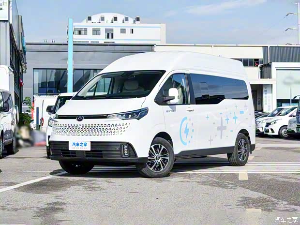 上汽大通 新途EV70 2024款 366km 长轴中顶 多功能车 7座 上汽大通 新途EV70 2024款 366km 长轴中顶 多功能车 7座