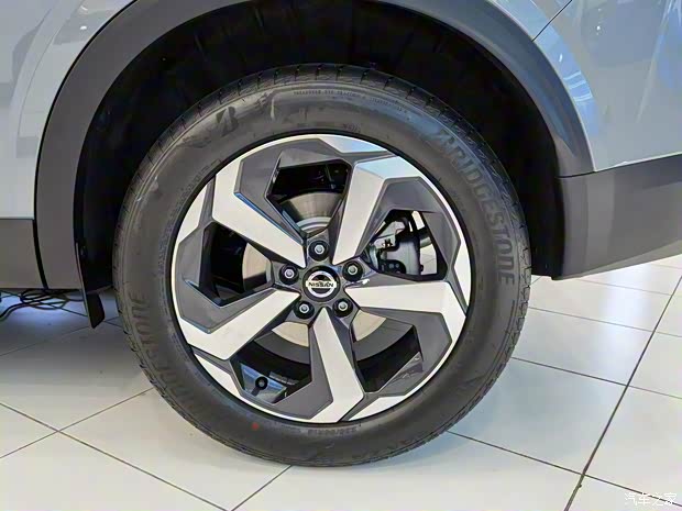 日產(進口) 逍客(進口) 2022款 1.3T 輕混 中國香港版