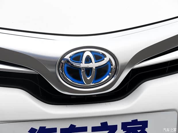 一汽丰田 卡罗拉 2018款 双擎 1.8L E-CVT智尚版