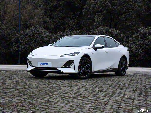 長安深藍 長安深藍SL03 2022款 705純電版