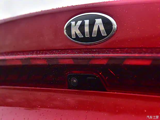 东风悦达起亚 K5凯酷 2020款 270T CVVD 豪华科技版 东风悦达起亚 K5凯酷 2020款 270T CVVD 豪华科技版