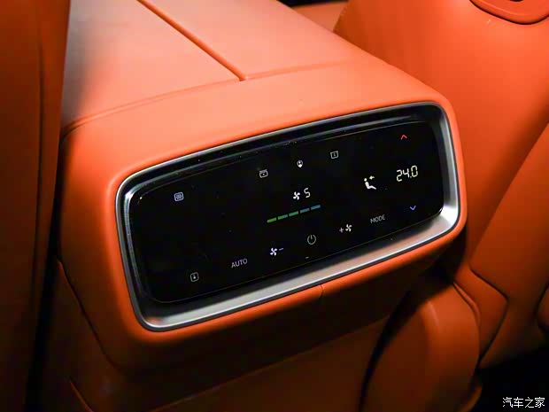 赛力斯汽车 问界M9 2024款 纯电 Ultra版 100kWh 赛力斯汽车 问界M9 2024款 纯电 Ultra版 100kWh