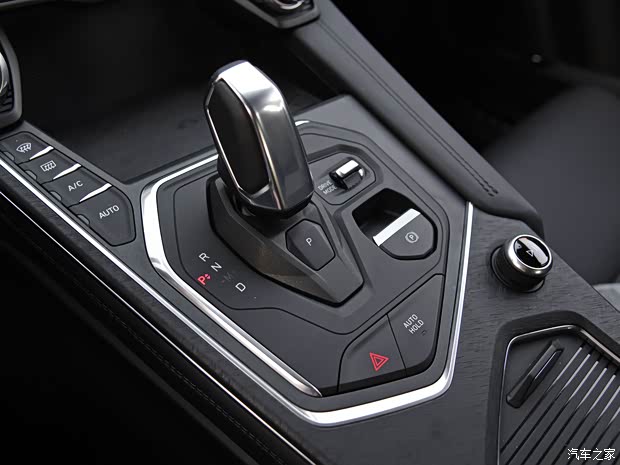 领克 领克01 2021款 2.0TD 两驱型Pro