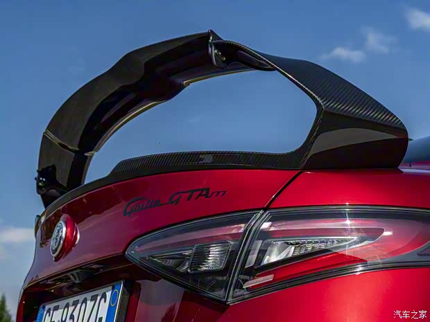 阿尔法·罗密欧 Giulia 2020款 GTAm