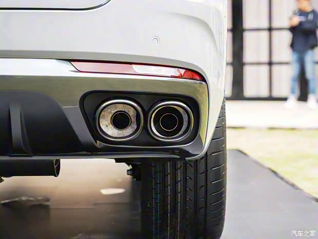 長(zhǎng)安汽車 長(zhǎng)安UNI-K 2021款 UNI量產(chǎn)版