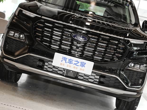 江鈴福特 領(lǐng)裕 2023款 EcoBoost 225 尊領(lǐng)型PLUS 7座（2/3/2）