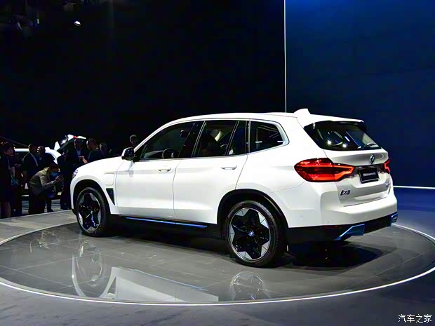 華晨寶馬 寶馬iX3 2020款 創(chuàng)領(lǐng)型