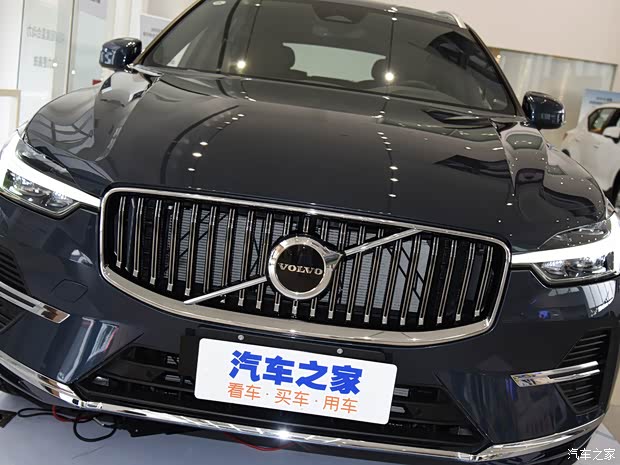 沃尔沃亚太 沃尔沃XC60 2022款 B5 四驱智远豪华版
