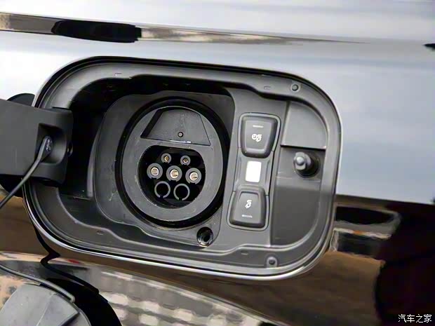 奥迪(进口) 奥迪Q7新能源 2017款 45 e-tron