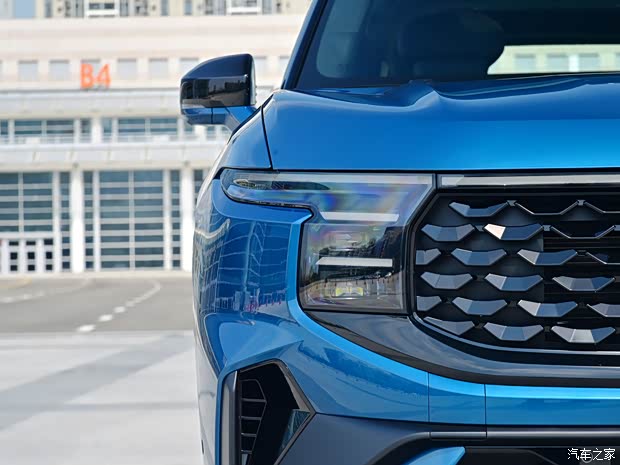 长安福特 锐界 2023款 锐界L 2.0T EcoBoost E-混动四驱七座 STLine 长安福特 锐界 2023款 锐界L 2.0T EcoBoost E-混动四驱七座 STLine