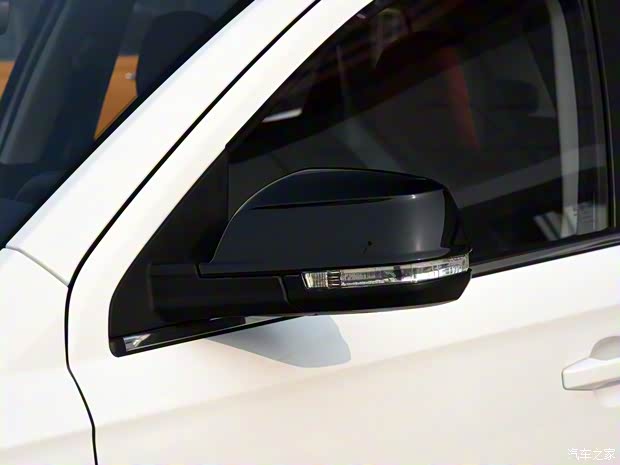 一汽奔腾 奔腾T33 2021款 1.2T 手动基本型