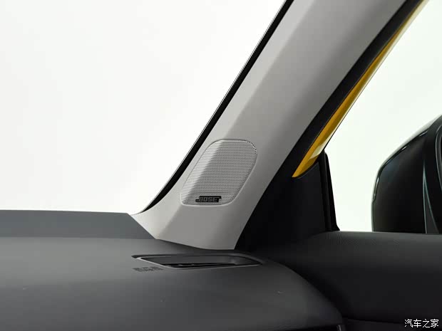 广汽本田 型格 2023款 HATCHBACK 240TURBO CVT幻夜·尊享版