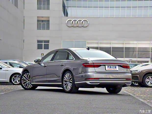 奥迪(进口) 奥迪A8 2018款 A8L 55 TFSI quattro豪华型