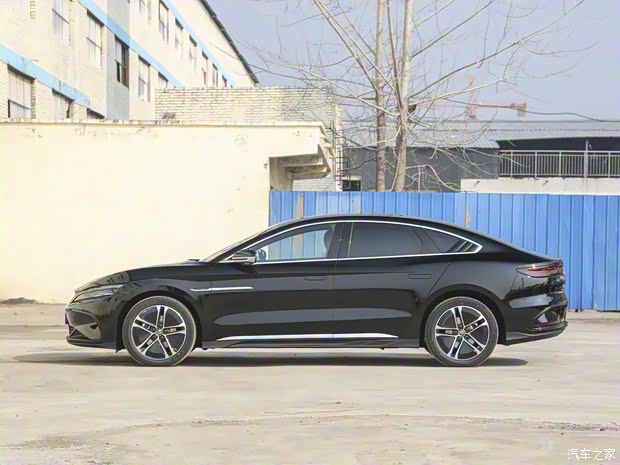 比亞迪 漢 2023款 EV 創(chuàng)世版