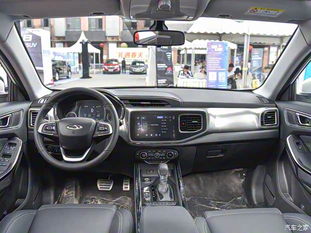 奇瑞汽车 瑞虎8 2018款 1.5T 自动旗舰型