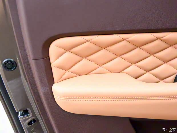 長(zhǎng)城汽車 炮 2021款 2.0T乘用全球版自動(dòng)柴油四驅(qū)尊享型標(biāo)箱GW4D20M