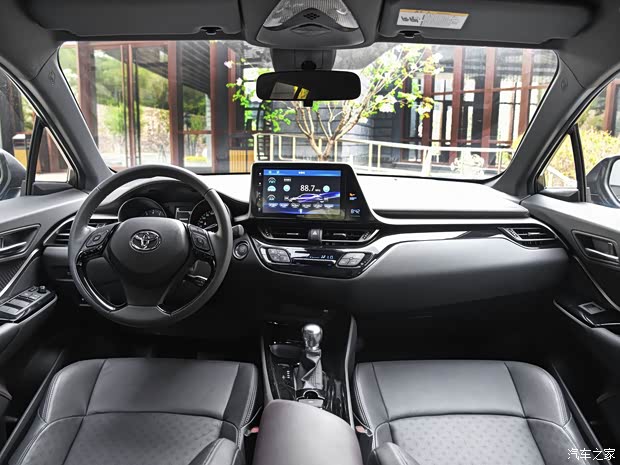 一汽丰田 奕泽IZOA 2018款 基本型 一汽丰田 奕泽IZOA 2018款 基本型