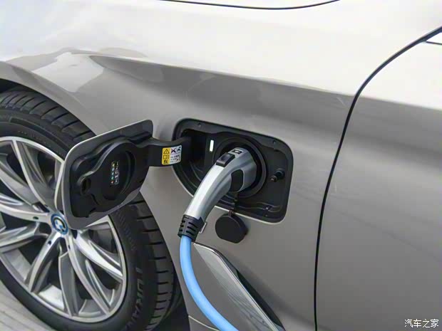 华晨宝马 宝马5系新能源 2018款 530Le 豪华套装