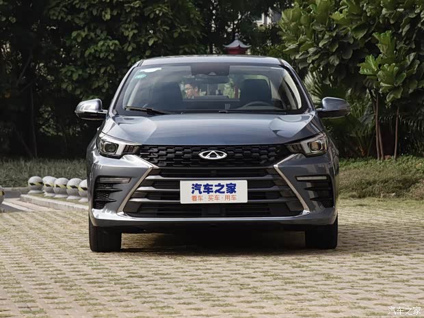 奇瑞汽车 艾瑞泽5 PLUS 2021款 小艾 1.5T CVT智PLUS