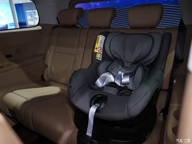 江汽集團(tuán) 瑞風(fēng)RF8 PHEV 2023款 量產(chǎn)版