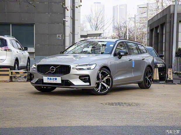 沃爾沃(進(jìn)口) 沃爾沃V60 2023款 B5 智雅運(yùn)動(dòng)版