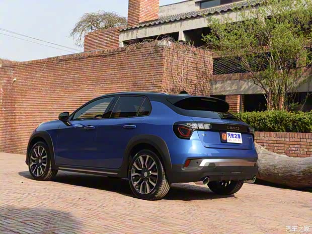 领克 领克02 2018款 2.0T 四驱劲Pro版