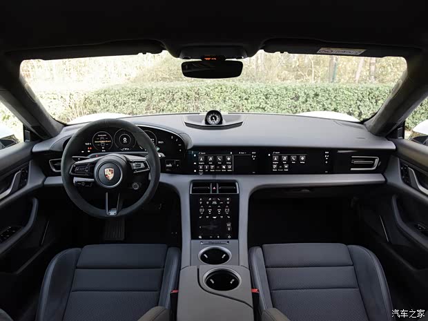 保時(shí)捷 Taycan 2019款 Taycan Turbo S