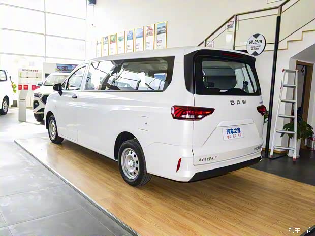 北京汽車制造廠 王牌M7新能源 2023款 長軸·創(chuàng)富版7座 50.3kWh