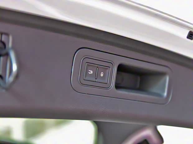 比亞迪 唐新能源 2018款 高配版