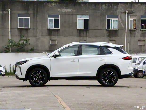 广汽乘用车 传祺GS4 PLUS 2021款 270T 自动星河版