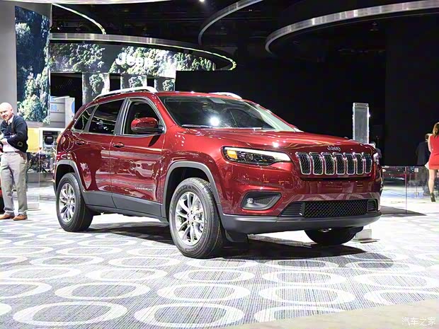 Jeep(进口) 自由光(进口) 2018款 Latitude