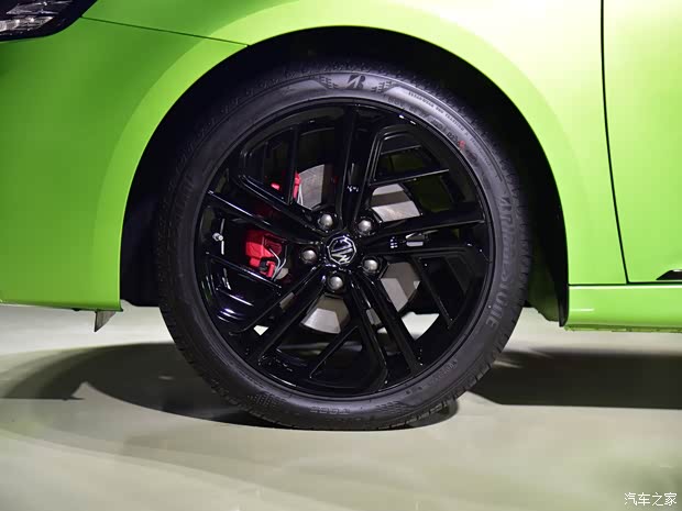 上汽集团 名爵6新能源 2020款 基本型