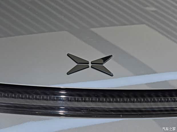 小鹏汽车 小鹏汽车P7 2021款 四驱高性能鹏翼版 小鹏汽车 小鹏汽车P7 2021款 四驱高性能鹏翼版