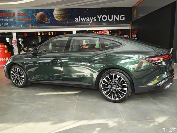 上汽集團(tuán) MG7 2022款 1.5T 高配版