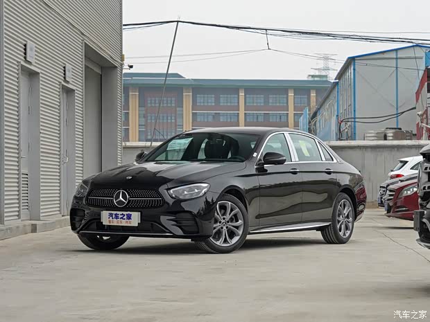 北京奔馳 奔馳E級(jí) 2021款 改款 E 300 L 運(yùn)動(dòng)時(shí)尚型