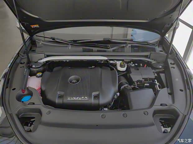 領(lǐng)克 領(lǐng)克02 Hatchback 2021款 2.0TD Halo 駕控套件版