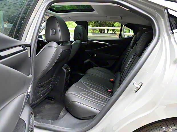 DS(進(jìn)口) DS 4 2023款 1.6T 基本型