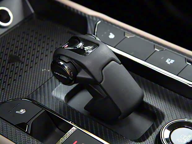 长城汽车 哈弗二代大狗新能源 2023款 DHT-PHEV 105km 潮电版Plus 长城汽车 哈弗二代大狗新能源 2023款 DHT-PHEV 105km 潮电版Plus