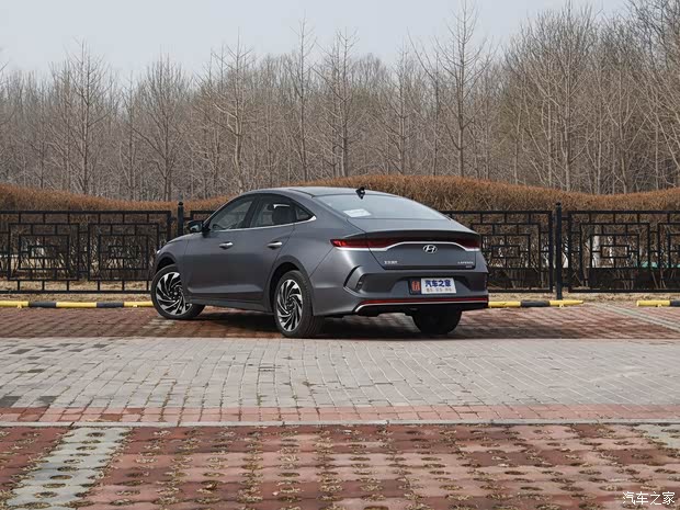 北京现代 菲斯塔纯电动 2020款 DLX 悦享版