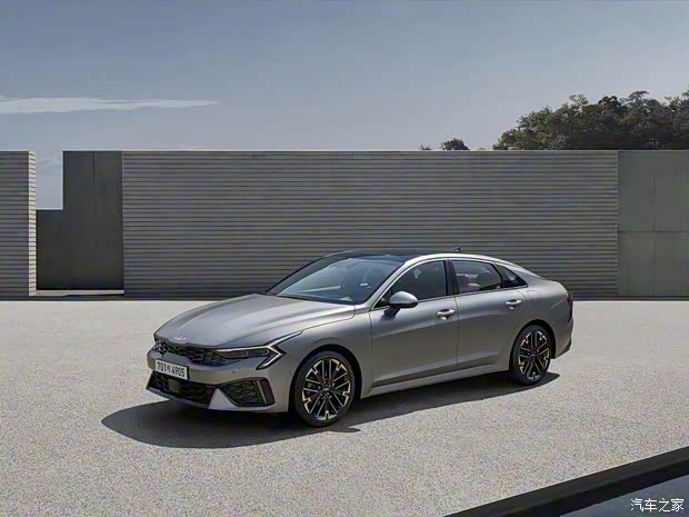 起亞(進口) 起亞K5(進口) 2024款 基本型