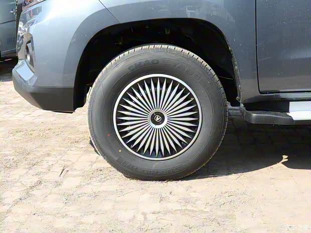 長(zhǎng)安凱程 長(zhǎng)安凱程F70 2023款 藍(lán)鯨版 2.0T汽油自動(dòng)兩驅(qū)創(chuàng)富型長(zhǎng)軸